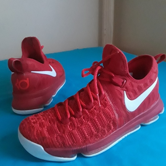 kd 9 red